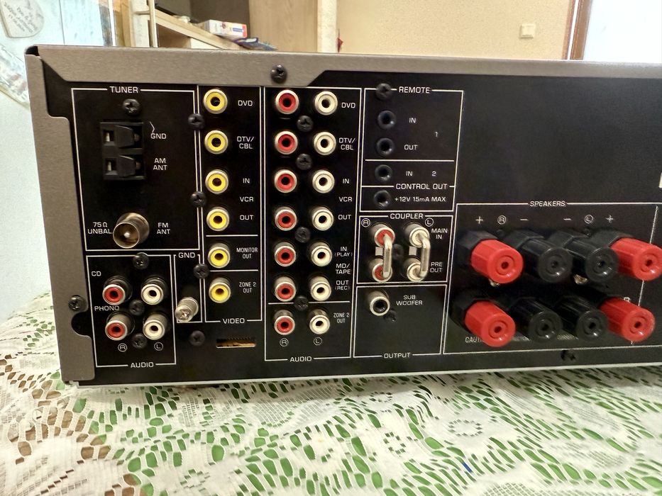 Yamaha RX-797 Качествен ресивър