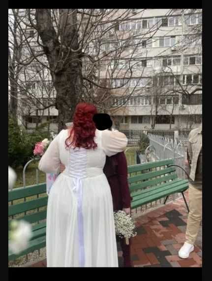 Rochie mireasa , unic proprietar , purtata o data , reglabila