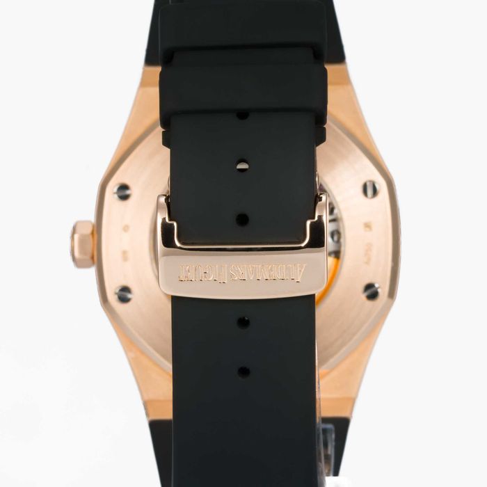Audemars Piguet Royal Oak 15400OR.OO.1220OR.01 Rose gold