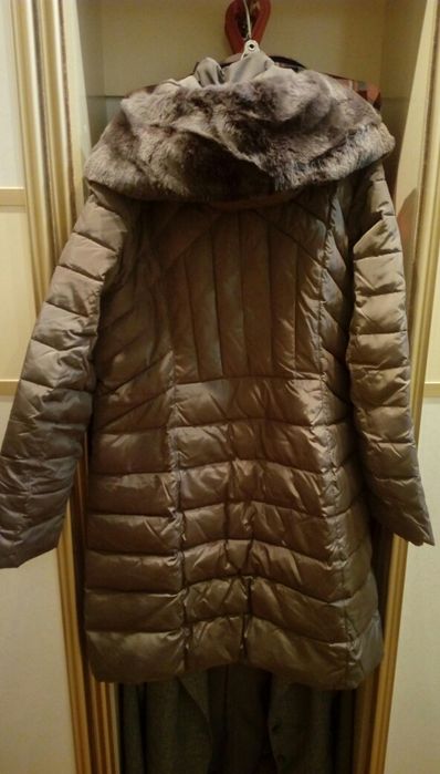 Продам хороший пуховик