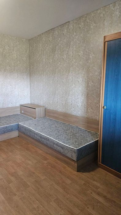 Многостаен под наем