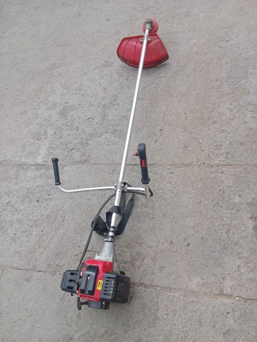 Триммер для покоса травы