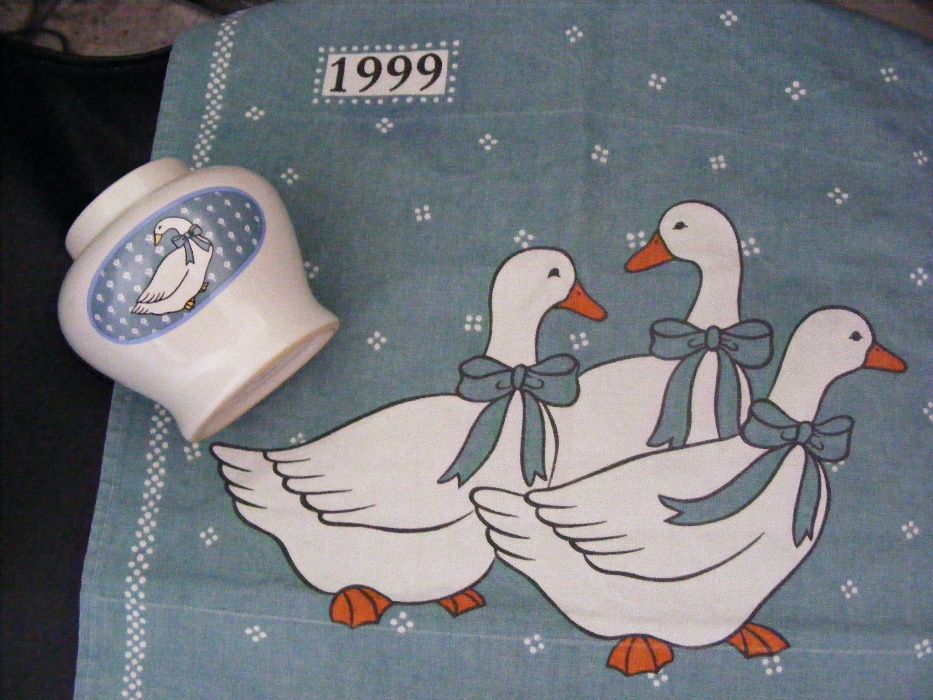 Свещник, Статуетка покривка и други