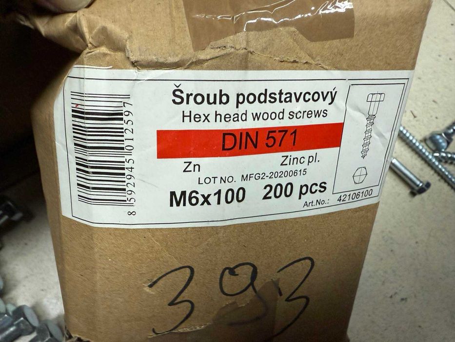 Поцинковани винтове за дърво с шестостенна глава, самонарезни, Valenta