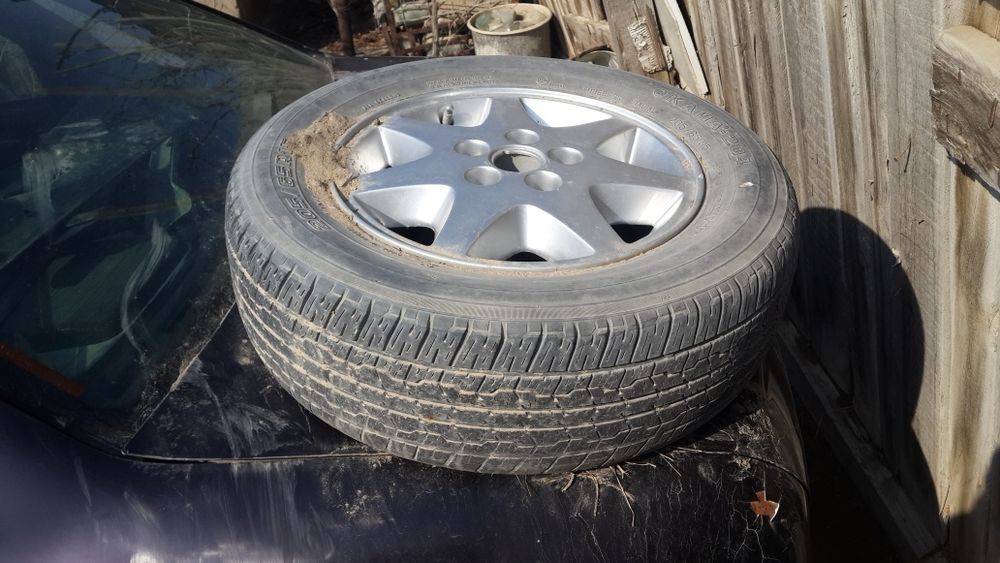 Колесо в сборе (диск+шина)