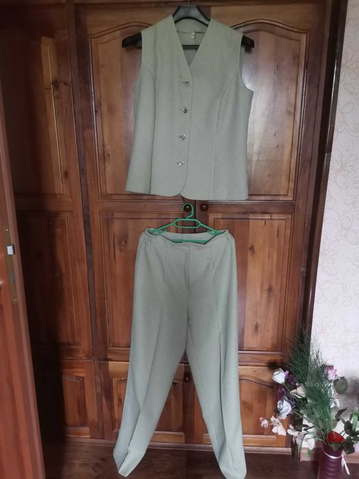 Дамски костюм 3 части