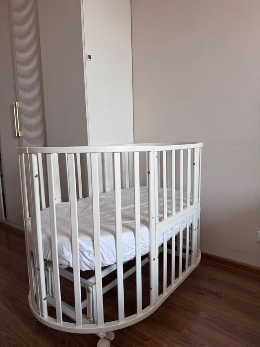 Продам детскую кровать 2 в 1