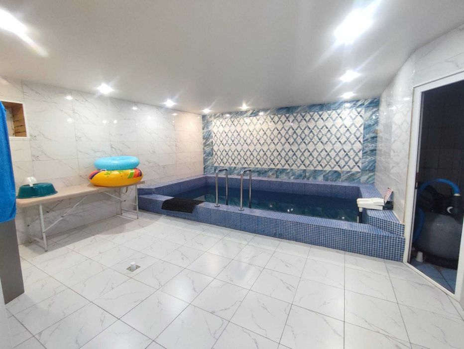 Действующая Сауна с Бассейном 2008г 169м2