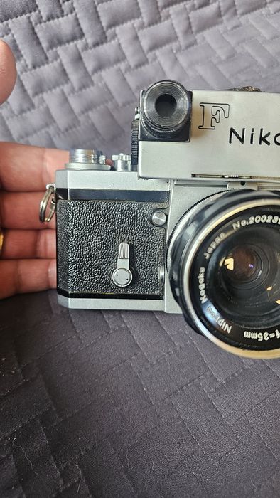 Nikon F  aparat foto