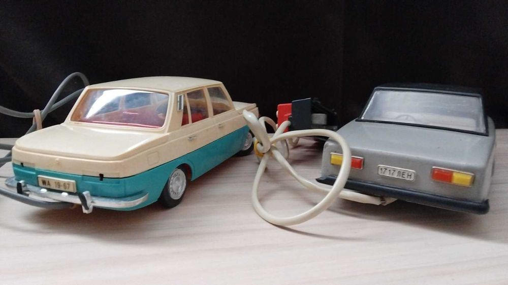 Стари играчки WARTBURG 353 DDR GDR PIKO ANKER 1/15 Lada ссср