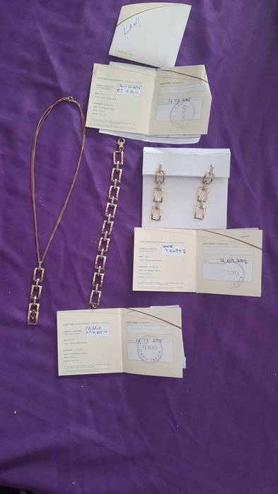 Set de aur cu diamante model cartier