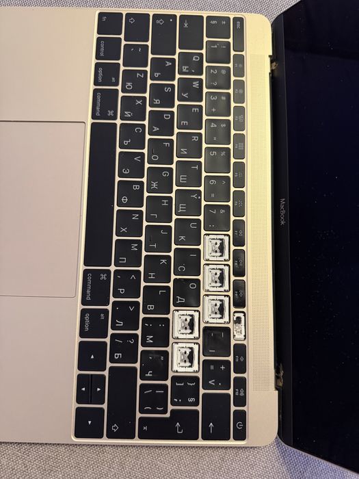 MacBook Air Model A1534