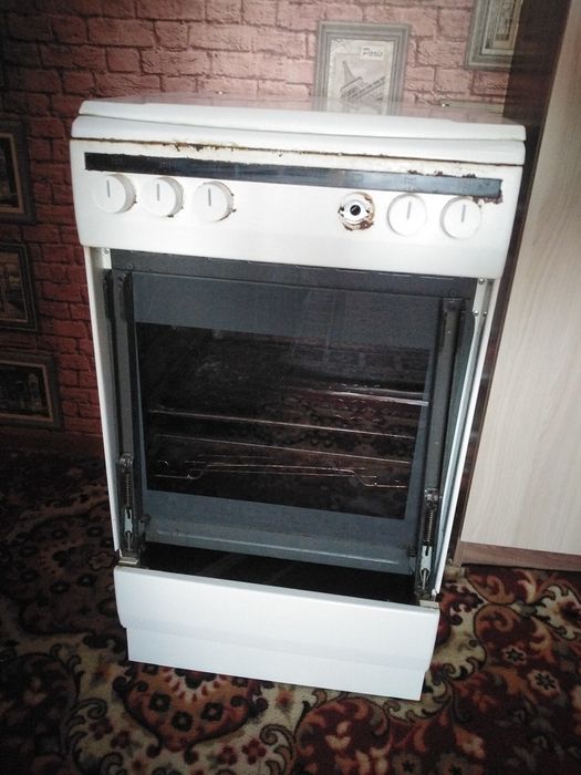 Продам плиту HANSA