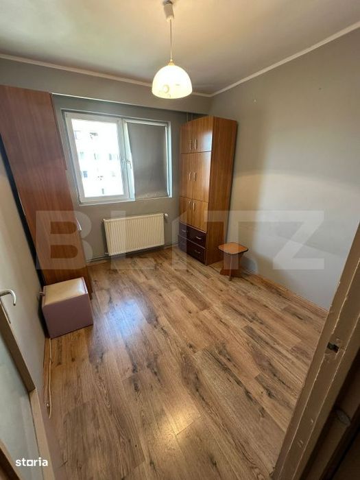 Apartament 4 camere, decomandat, etaj intermediar, parcare, Manastur — fotografia 3