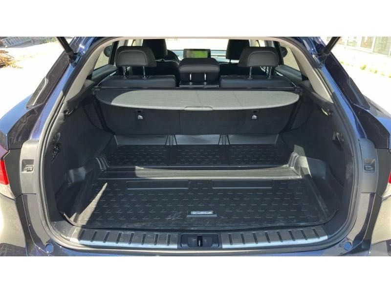 Продавам Lexus RX450hL