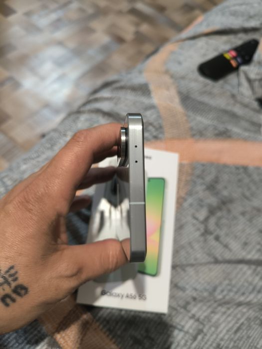 Продам новый телефон Самсунг а56