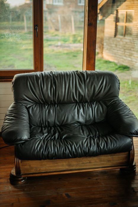 Продавам диван тройка двойка и единица