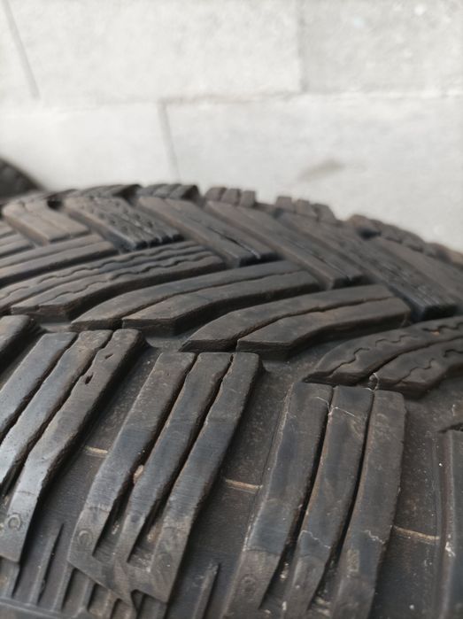 Оригинални джанти със зимни гуми за БМВ-16"