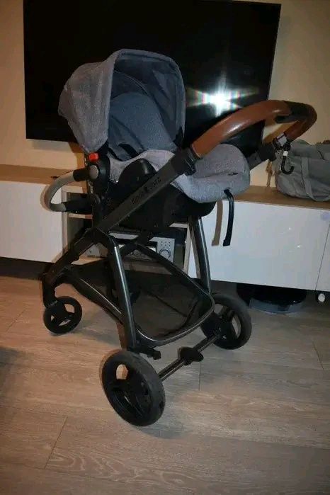 Продавам бебешка количка Kiddo Jazz