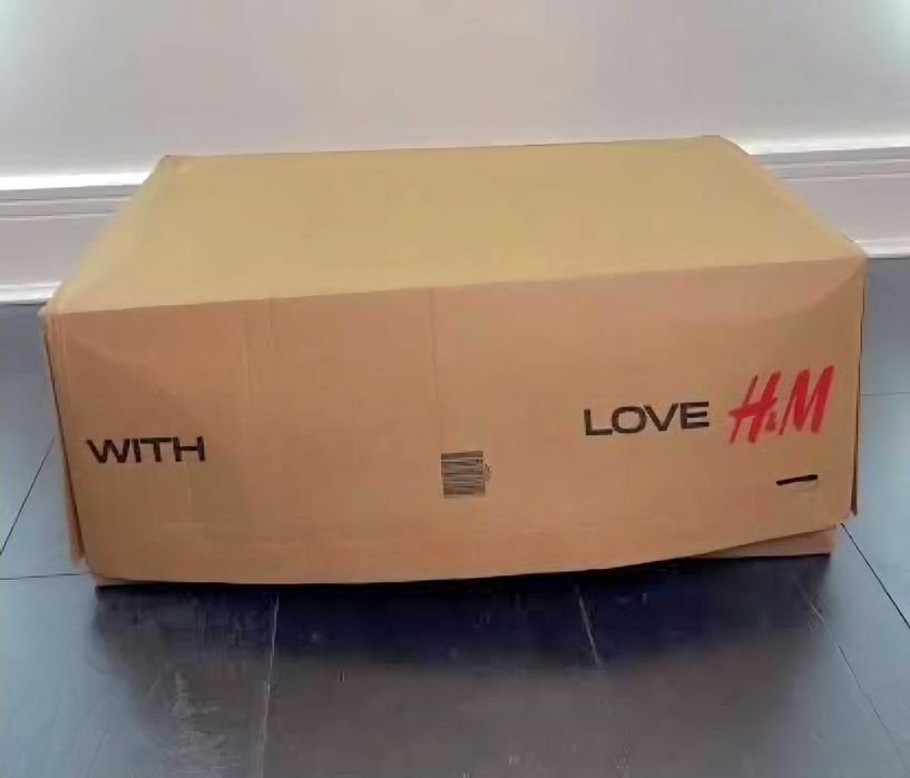 Зимни боти H&M, изработени от бежов твърд плат/еко кожа , НОВИ - N:44