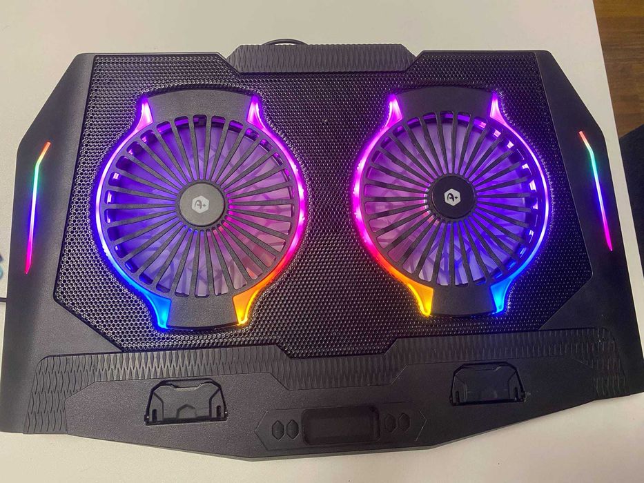 Cooler A+ Laptop