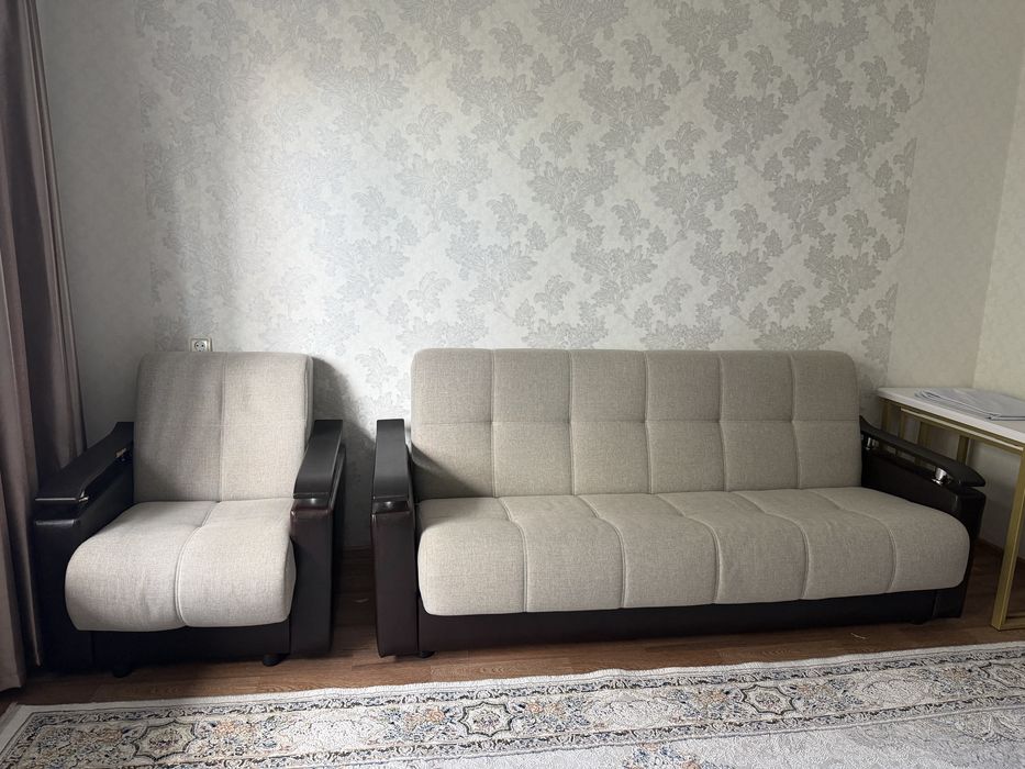 Продается диван с креслом