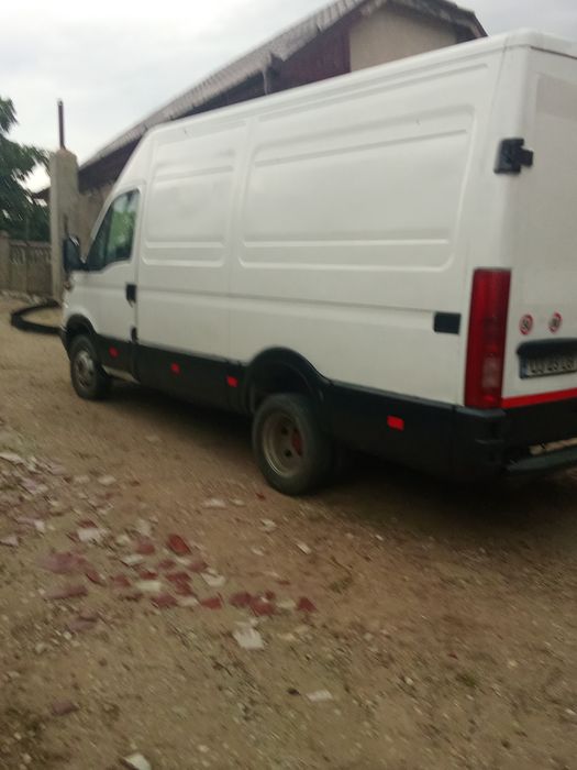 Vând Duba Iveco stare foarte buna
