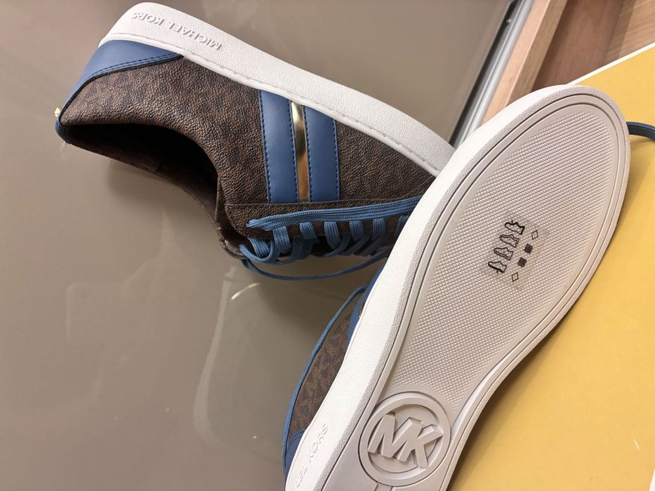 Michael Kors кецове със син елемент