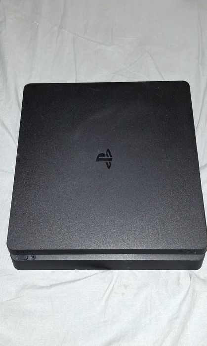 Play station 4 slim 1 T