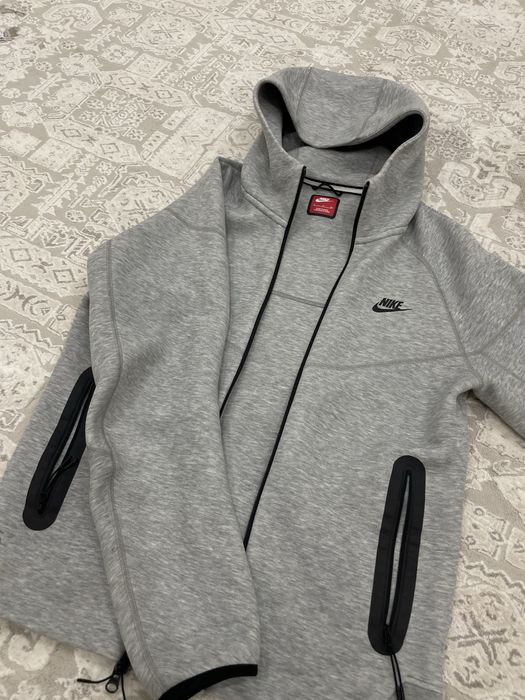 Nike Tech Fleece