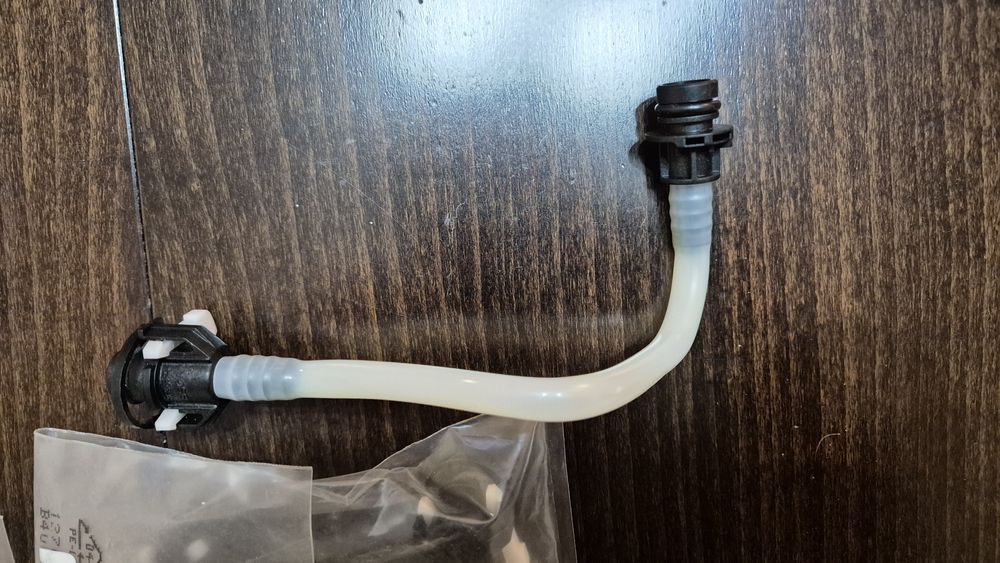 Гориво проводи за мерцедес 250/300 turbo diesel