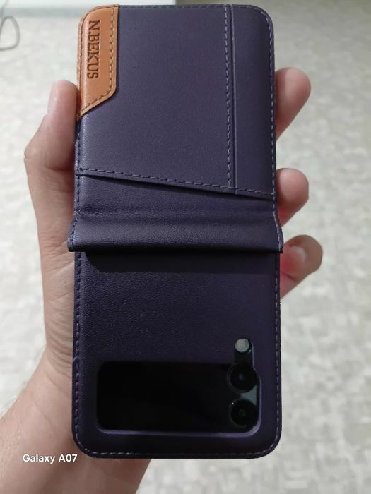 Продам Samsung Z flip 3 8ГБ/256ГБ