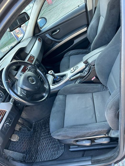 Bmw e90 320d 163cp manual  Trapa logic 7