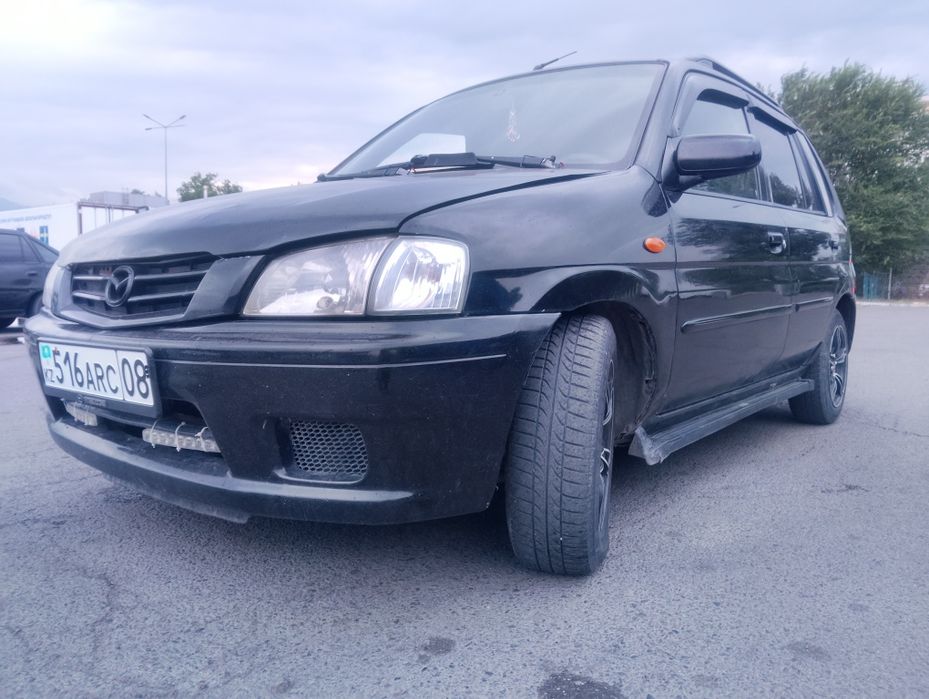 Мазда демио 2002
