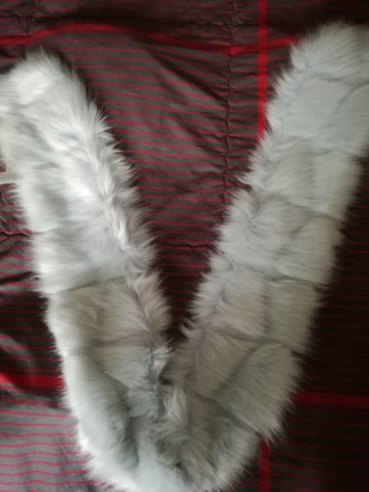 Прекрасна шал яка в нежно синьо!