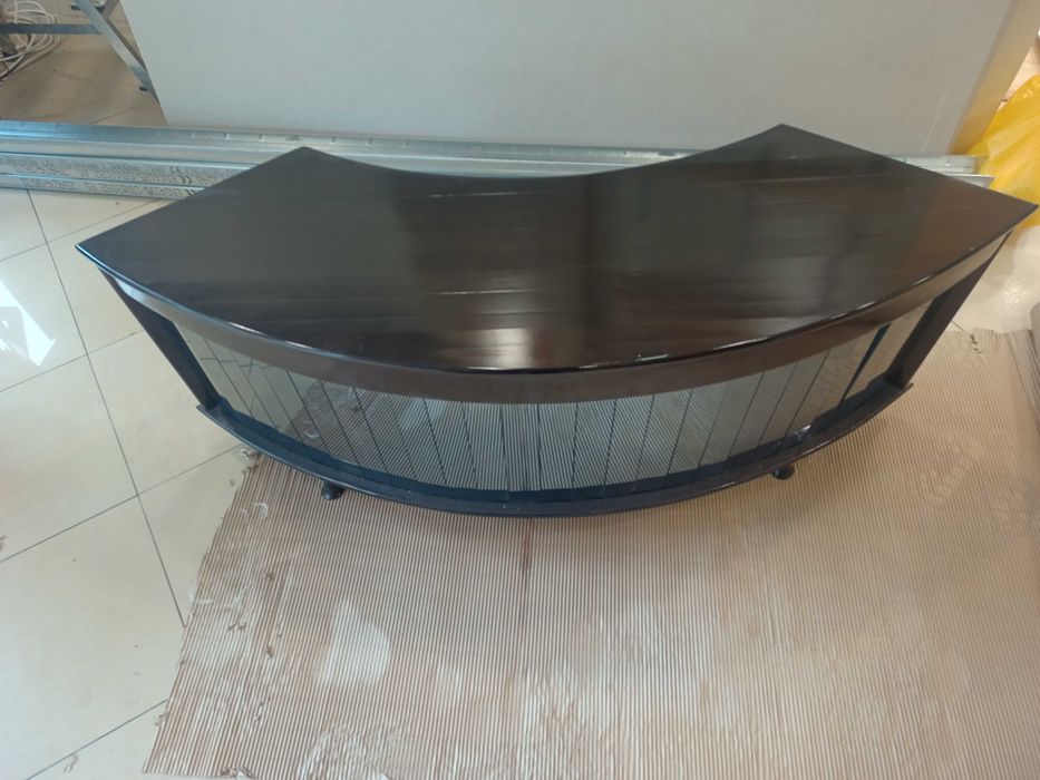 Витрина, щанд, каса, маса