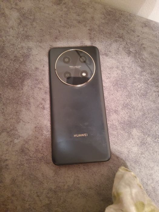 Huawei nova 12 i