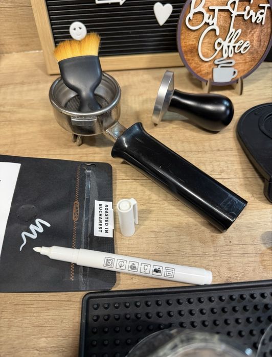 Accesorii espressor cafea specialitate tamper cana ceramica cutie zat
