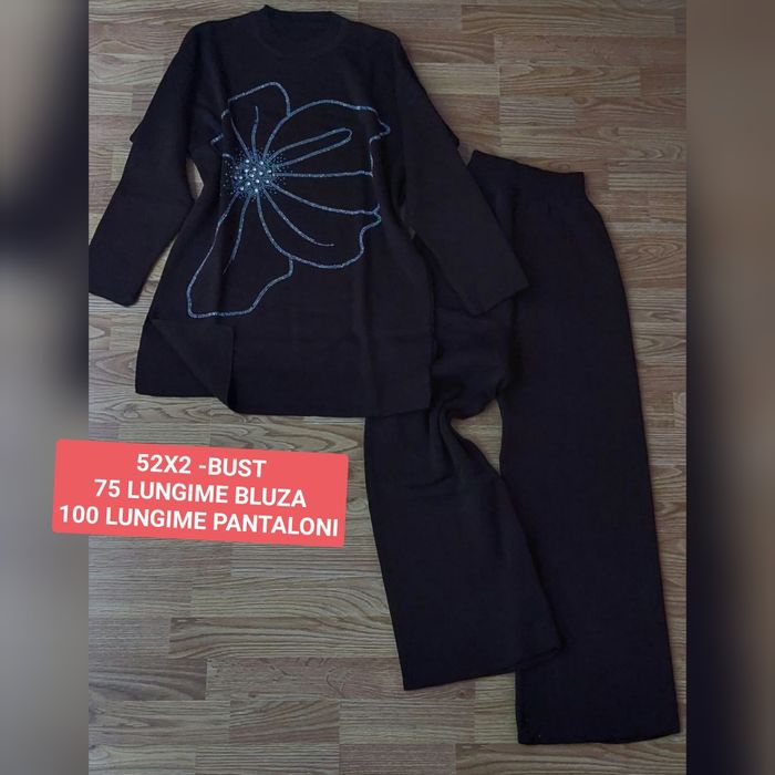 Compleuri elegante dama