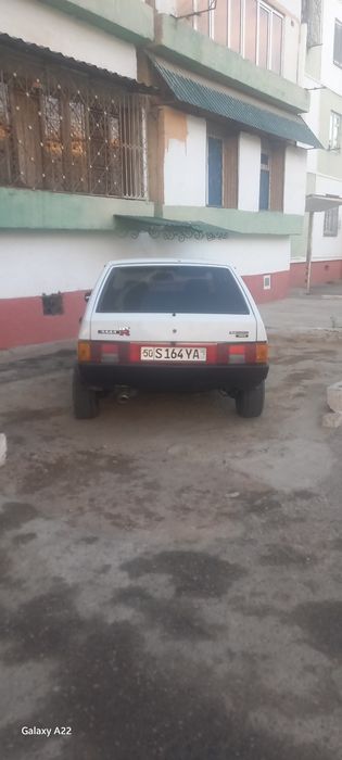 Vaz 09 moshinasi