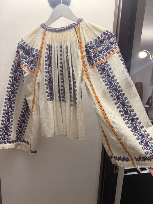 ie olteneasca impecabila