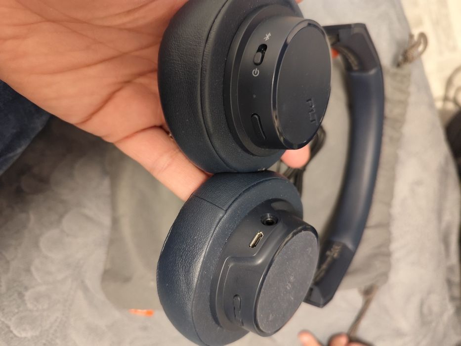 Căști over the ear Plantronics Back Beat GO 600 că noi