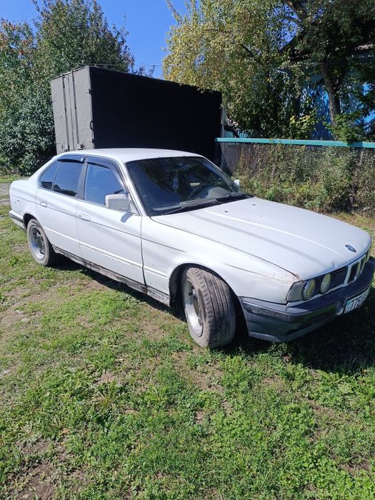 Продам БМВ е 34  Мотор м50 б25