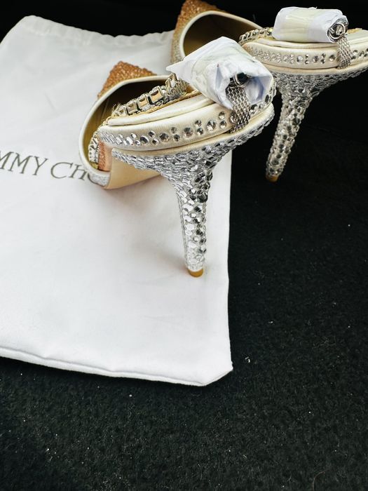 Елегантни официални обувки с ток • Jimmy Choo •