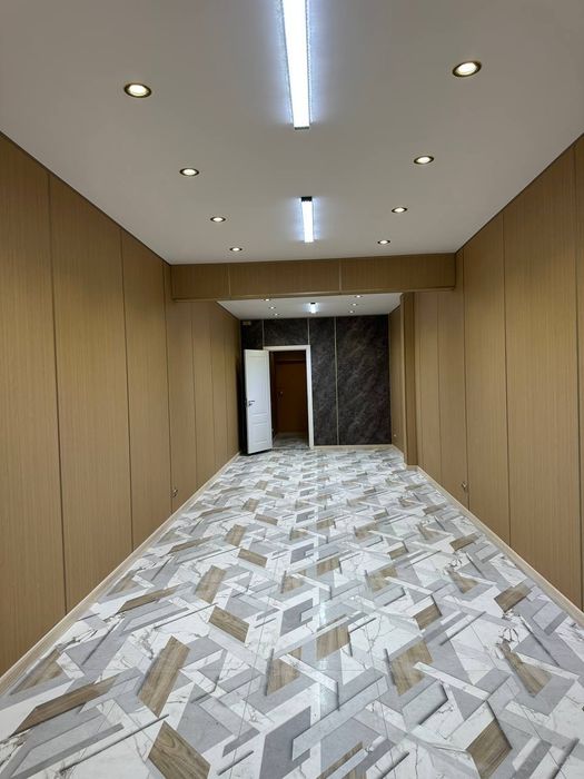 Chorsu bozor birinchi liniya 45 kv.m euro remont  arendaga beriladi