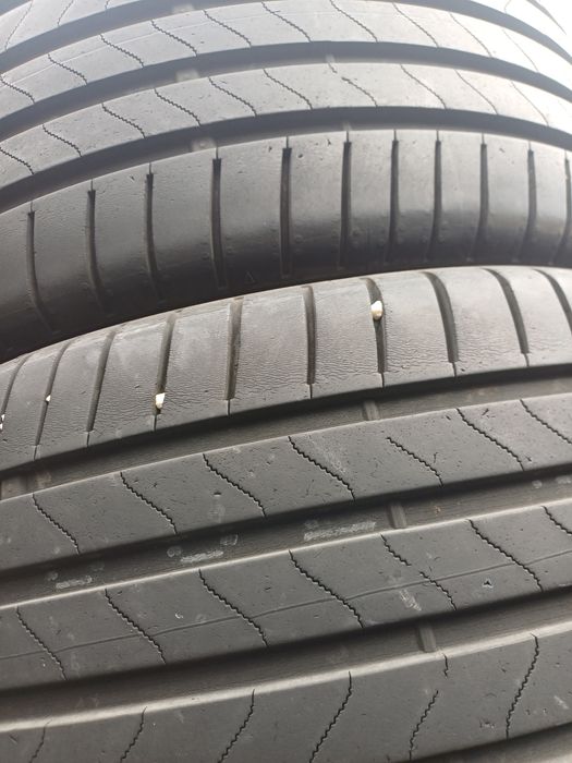 Гуми 235/45/17 Бриджстоун