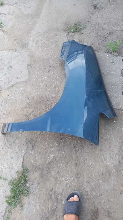 Продам крыло тойота Nadia