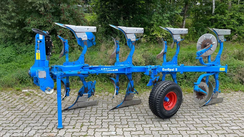 Lemken Europal 5. Claas, Case, John Deere, Belarus tortadi