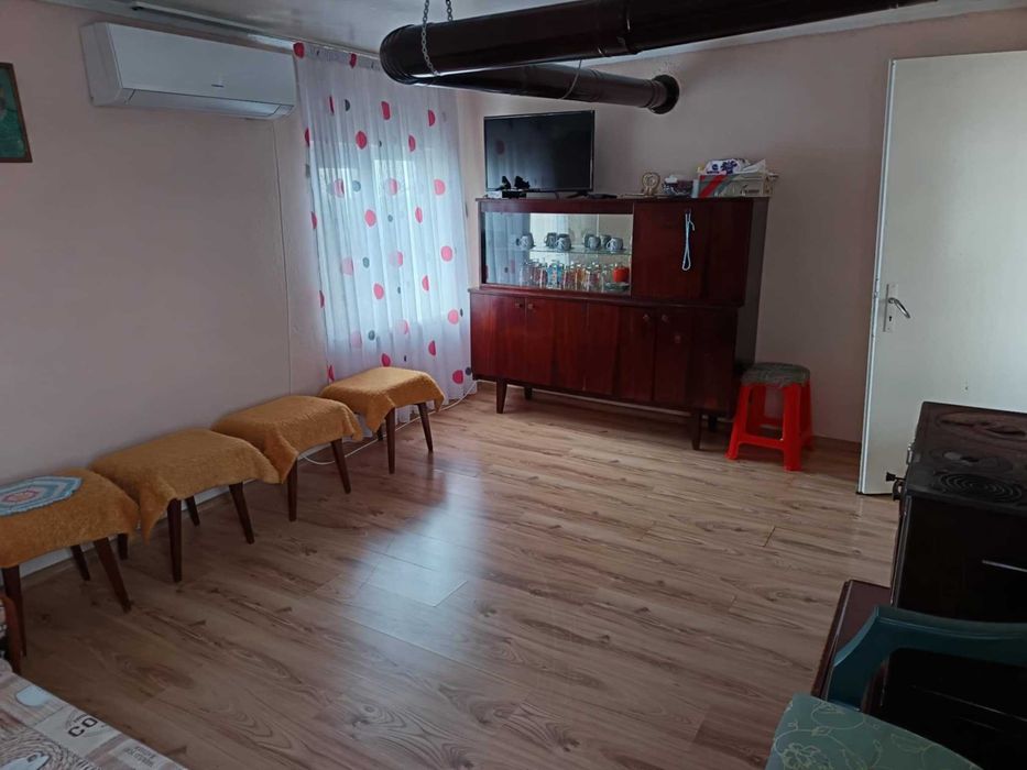 Къща в с.Вазово, Исперих