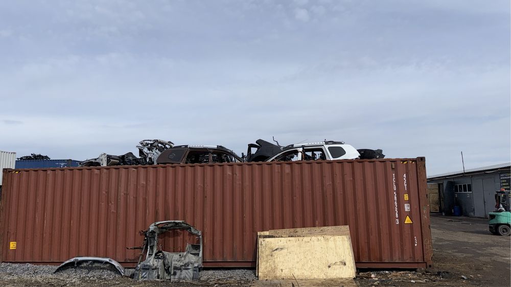 Крыша на Рено Дастер Renault Duster в наличии
